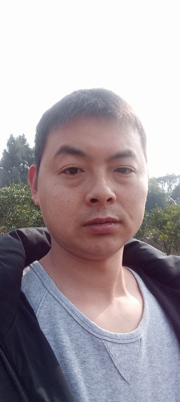 亲亲抱抱我爱你的第一张照片--松溪交友网