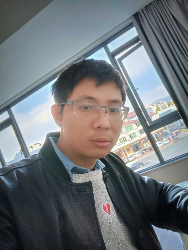 也许只是缺少一个拥抱的第二张照片--松溪交友网
