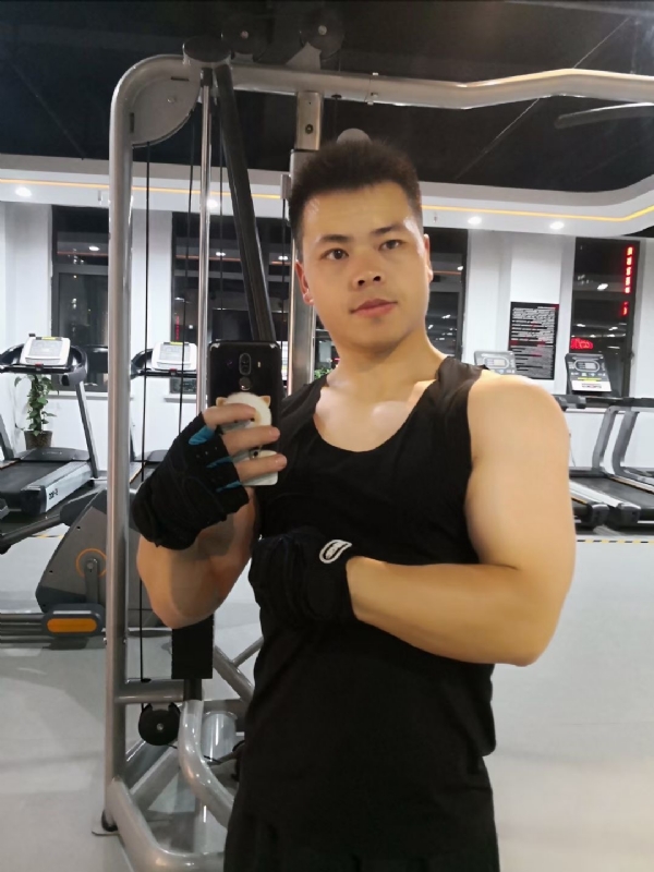 范迪塞尔的第二张照片--松溪交友网